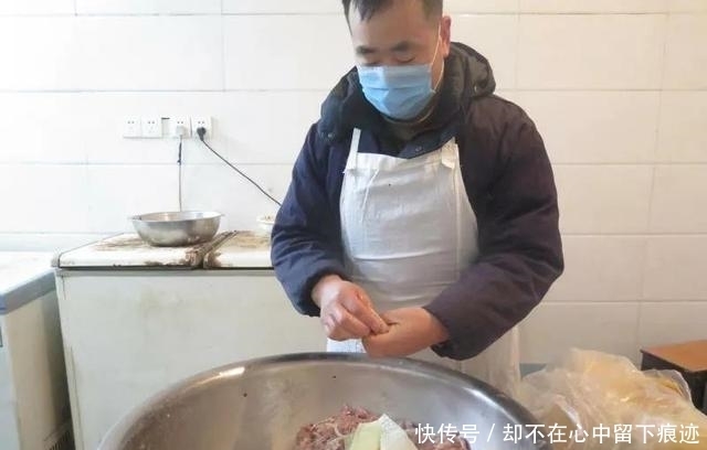 美食传奇‖一支蒲，一缸卤，一根樊川香小肚