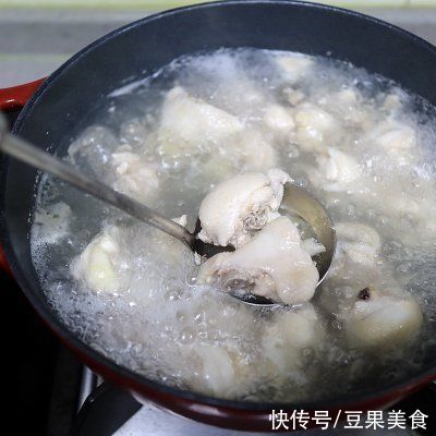 三杯鸡|这道#夏日开胃餐# 台式三杯鸡，我一年四季都想吃