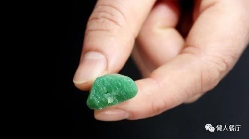 腌腊八蒜,牢记“3要3不要”,大蒜个个碧绿,汤汁清澈,爽脆可口