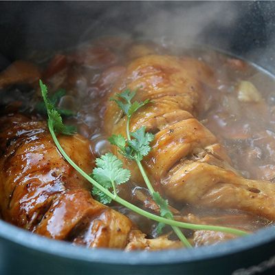 好吃到舔盘的黑椒鸡腿做法,不加水不加油