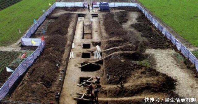  古墓|古墓出土27吨国宝，墓主人身份却成谜，不料被老农一语道出