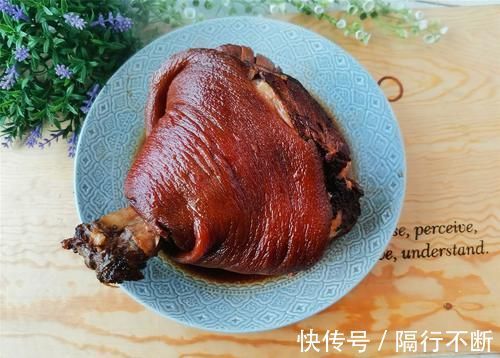 压轴|今天一道年夜饭必备压轴硬菜,寓意,吉祥富贵,肘子做之前,年夜饭的肘子怎样做好吃