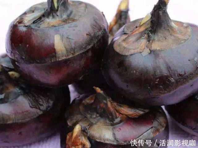 马蹄去皮竟然如此简单,教你一招,马蹄轻松去皮,干净又完整