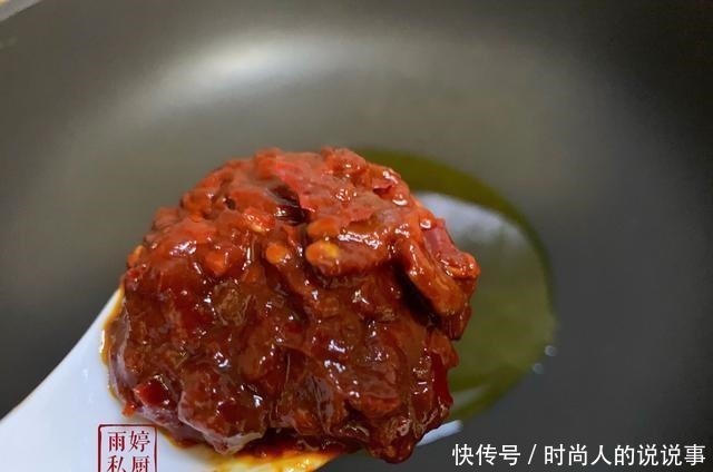 冬天,这菜我三天两头做一次,好吃解馋又营养,做法很简单