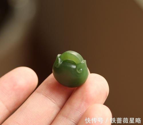 碧玉的价格不断的上涨，我们该如何挑选碧玉呢？