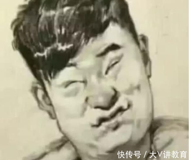画风|美术生画到一半不想画了，画风逐渐变得“沙雕”，老师直言辣眼睛
