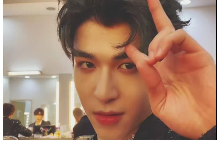 刘宇|INTO1伯远尹浩宇互相吹捧戏瘾大，和刘宇“撞车，成员互动可可爱爱