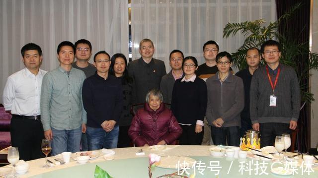 微电子|84岁老太为了造“中国芯”,迟迟不退休,成功“打破”老美垄断