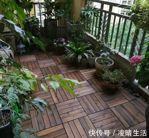 瓷砖|越来越多人不在阳台铺瓷砖了,都用它来代替,好看耐用又省钱