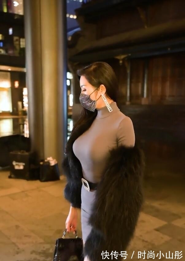 包臀裙|皮草造型真有趣,透着高贵感,变精致“花瓶”美女