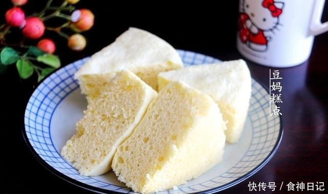 不用油不用牛奶,教你做蜂蜜蛋糕,蒸或烤都可以,只需4种食材