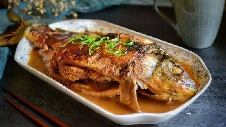 9道炖鱼的做法，冬日来一锅，吃完全身暖暖的！