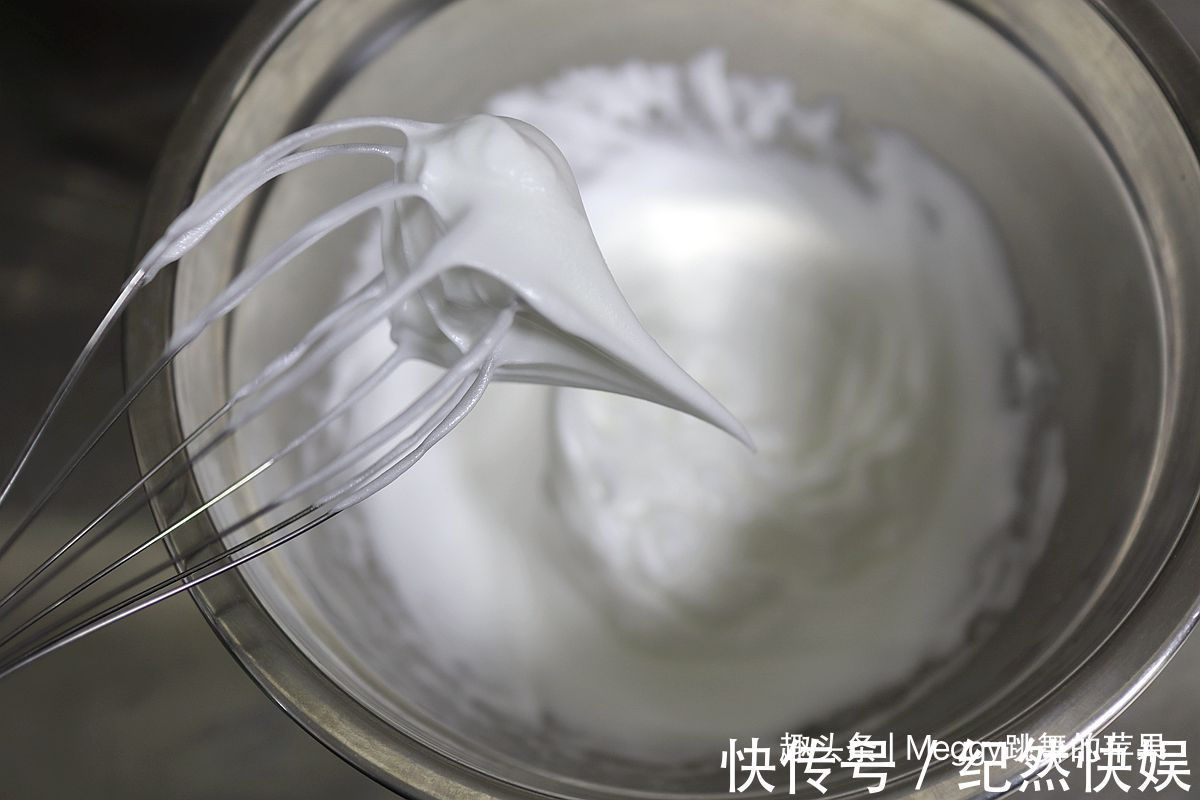 细砂糖|无油无水南瓜泥戚风蛋糕，又高又暄需2点，连普通蛋糕都不在话下