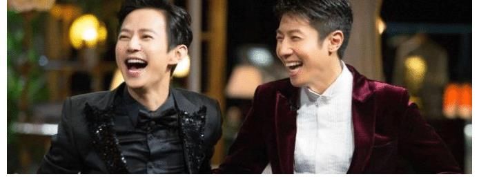 撒贝宁回归11年前的普法节目,引起众人的关注!爷青回!