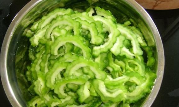 苦味儿|它是脂肪最怕的一道菜，天热要多吃，每周吃三次都嫌少，吃不够！