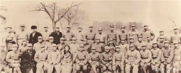 现状|他是新四军四巨头之一,35岁时举枪自尽,儿子现状如何