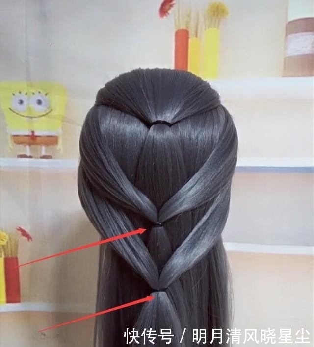 什么发型更显年轻?试试新款马尾,瞬间年轻十岁!