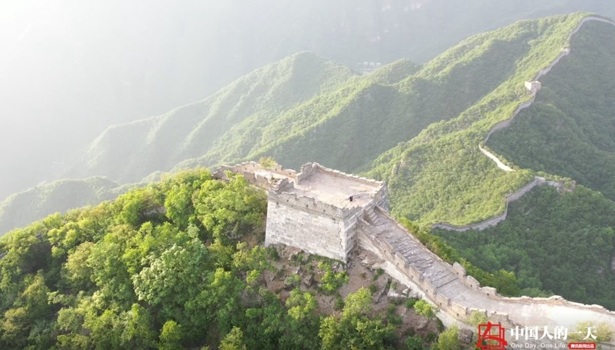 工程|历史专家谈最险长城:它从劳民伤财的罪恶工程变成了民族象征