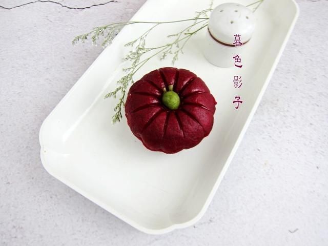 月饼|这月饼，做法简单低脂低卡，女生可以敞开吃，顺应季节别错过