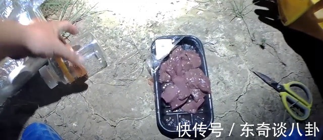 钓鱼|广东男子遇上“罕见”河鳖，僵持半小时没能上岸，网友：放手吧