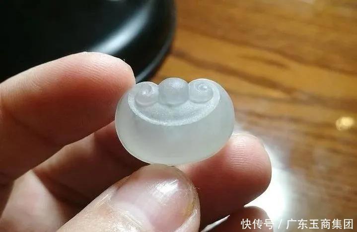 手镯|翡翠每个阶段叫什么?长什么样子?都在这里了!