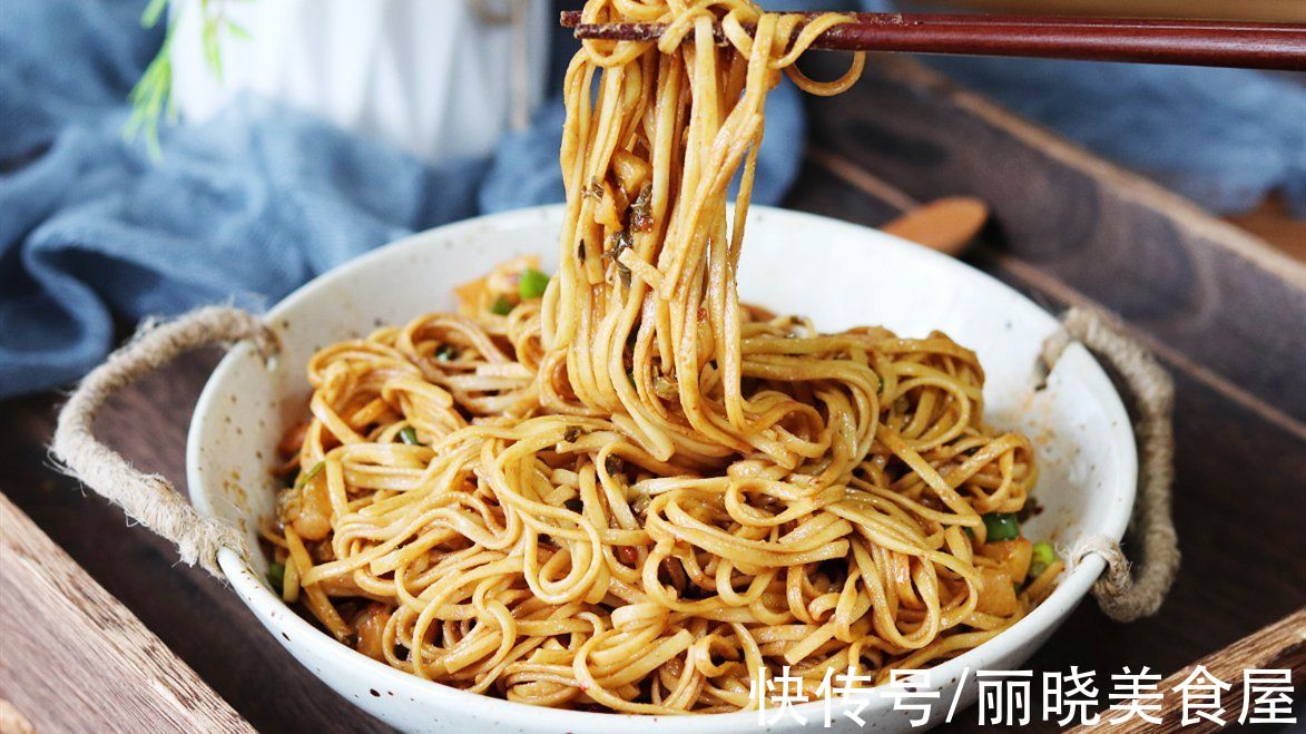 最有名的12道特色早餐，蒸煮煎烤样样有，学会在家做着吃，真解馋