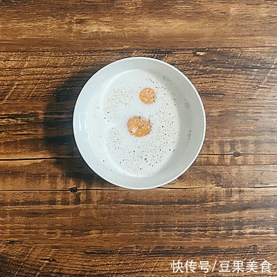 虾仁|#圣迪乐鲜蛋杯料理大赛 时蔬虾仁烘蛋