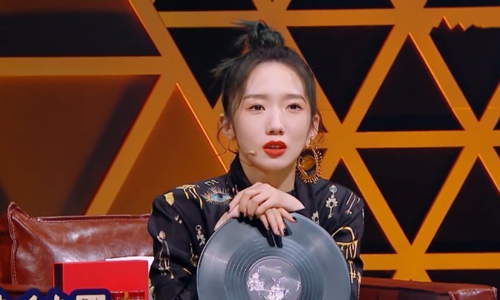 周传雄 孟美岐有点冤!当了三期“导师”,周传雄上台却让她惹争议