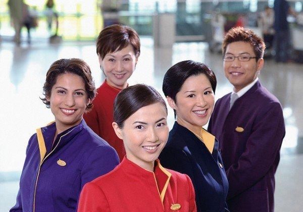 老年|世界各国空姐你都见过哪些国家的最喜欢哪个航空的空姐!