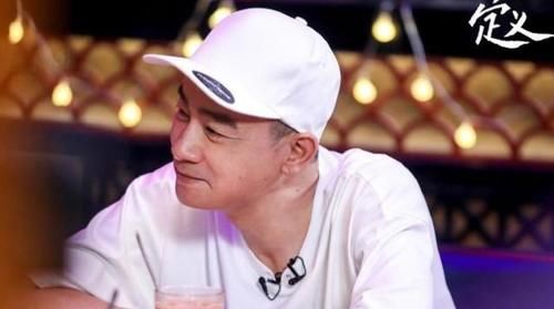 易立竞|《定义2021》无评分,易立竞不再犀利和毒舌,这还是她吗?