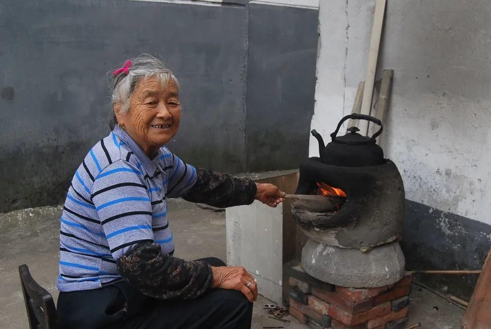  讲究|吃茶讲究在商榻