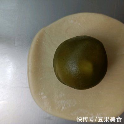 配方|用了7年的蛋黄酥配方的经典做法，不会你就Out了