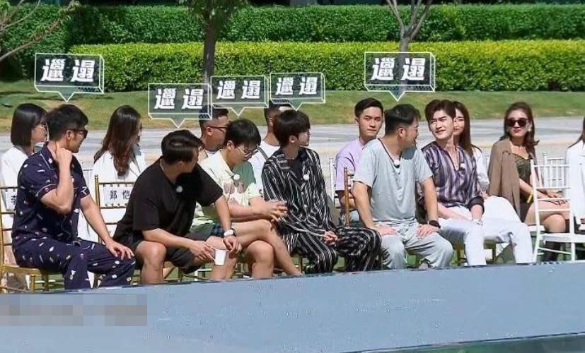 节目组|《奔跑吧》老成员离开后有多惨节目组请来素人嘉宾;录制一半离席