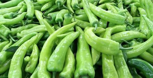 女性不想早衰,每天吃此菜,失眠好了,皱纹没了,大肚子消失了