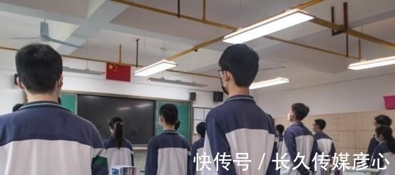 |登上光荣榜的学霸,座右铭如同段子手,家长疑惑:这也能成榜样?