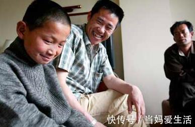 礼貌|一种“中国式礼貌”,正悄悄摧毁你家孩子,许多父母还在引以为傲