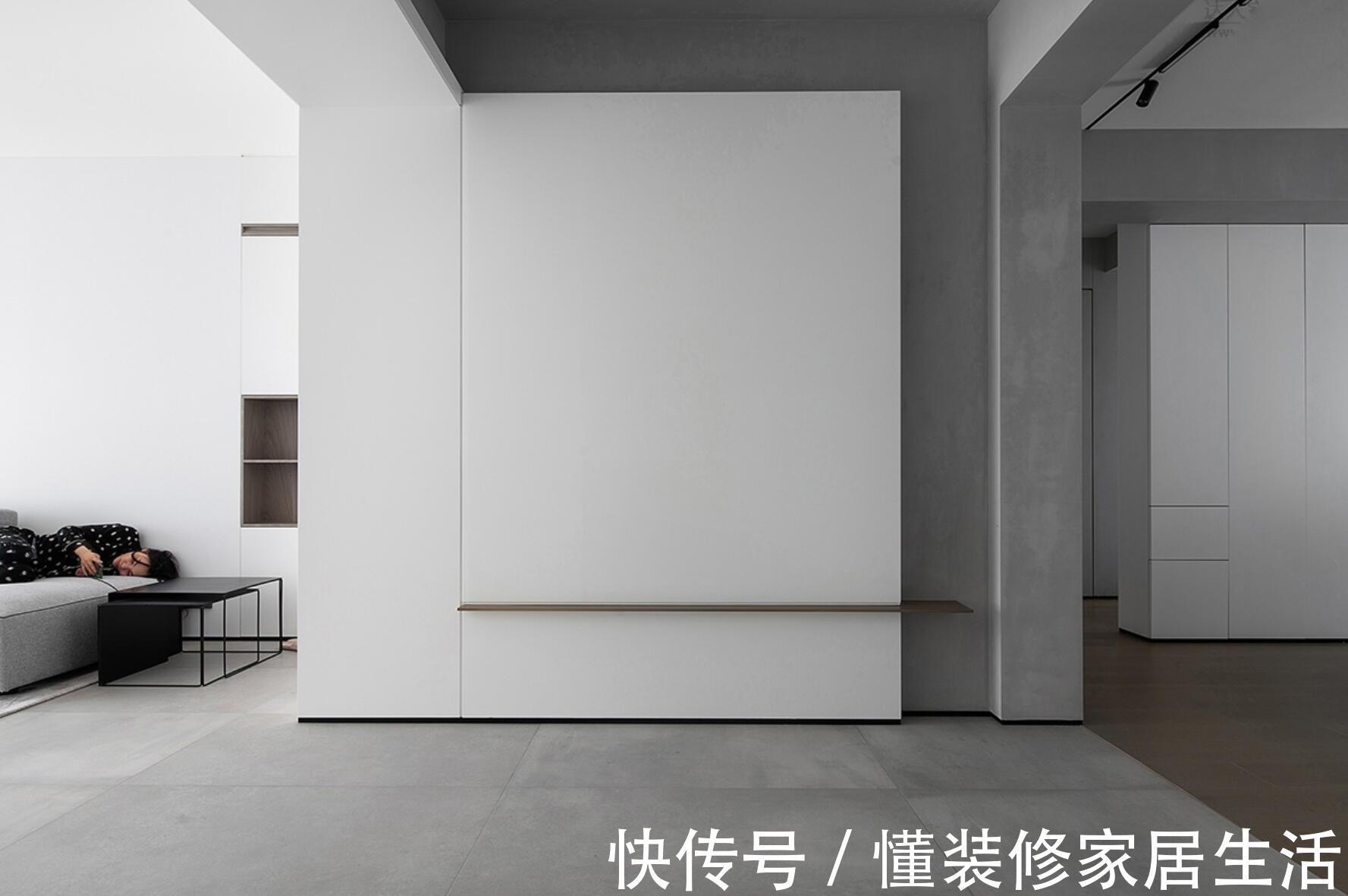 储物柜|为追求极简主义,她将新家装修得一尘不染,完工后太高级了