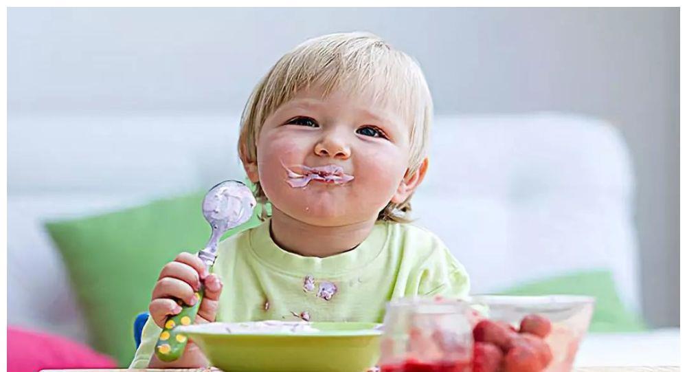 长高|夏季生长激素分泌旺,想让娃身高发育,少不了这四种长个食物配合