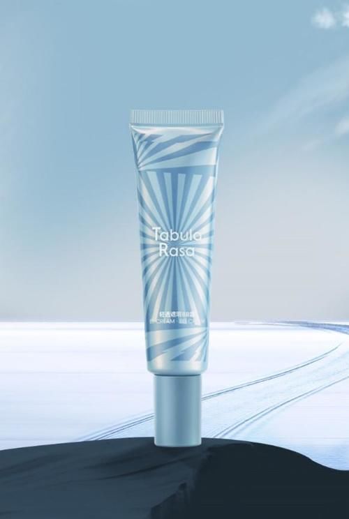 春日出行必备，Tabula Rasa助你打造光感少年肌