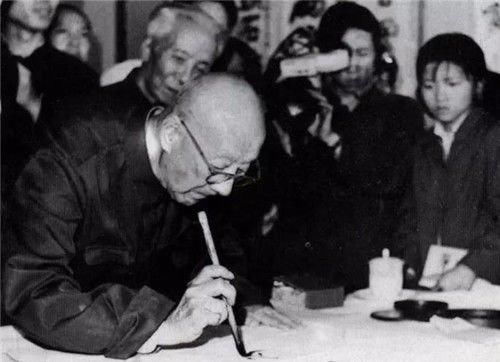  马未|马未都，“就是一个倒腾古董的”？跟这四位前辈比，他确实不够格