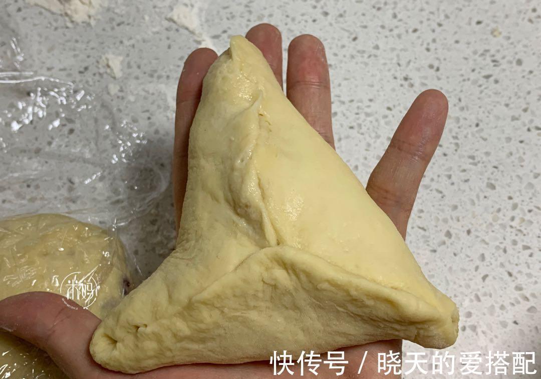 外面卖20元一个的面包,自己在家做,10元能做10个,做法一看就会