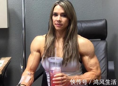 健美运动员|如何把窄练宽?了解三角肌再练几个动作,帮你打造3D虎头肩