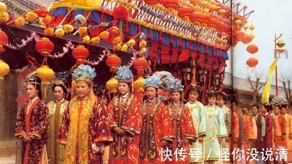 元春$《红楼梦》:元春为何回宫就失宠?线索便隐藏在这一道圣旨中