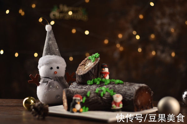 #健康甜蜜烘焙料理# 树桩蛋糕