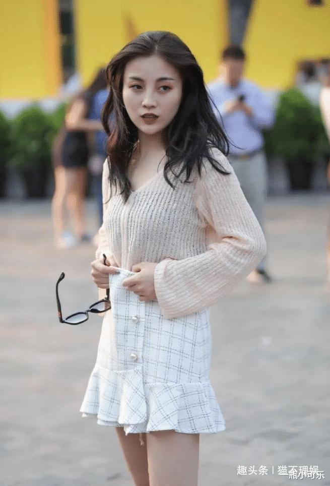 裙子 小巧女生买成了“大号裙子”,没想到成了另一种时尚