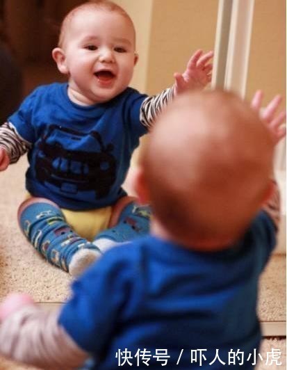 家长|宝宝多久才能认出镜中的自己?到了这个月龄,家长就要行动起来了