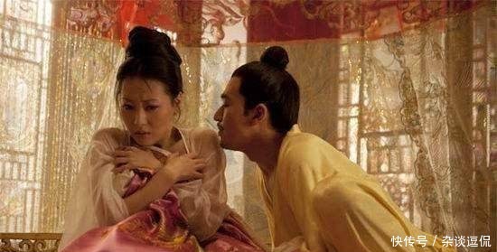 宫女|溥仪退位后,宫女们生活依旧很滋润,但到了日本人手里,就忧伤了