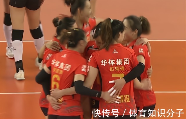 王梦洁|刺激,山东女排让2追3,全队兴奋,王梦洁值得肯定,郑益昕略不甘