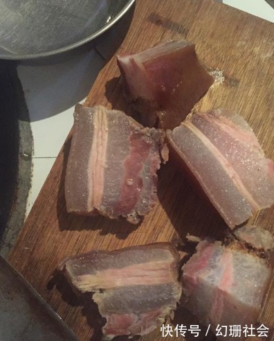 切片|煮腊肉,光切片还不对!还需加上这2步,腊肉咸香软嫩,口感更佳