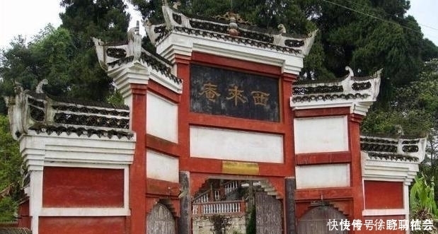 中国最年轻的90后法师 13岁出家,23岁当住持,长相清秀如同女子